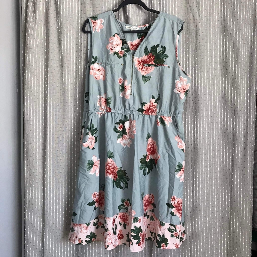 Speed Control New York Floral Dress with Pockets Size 2X
